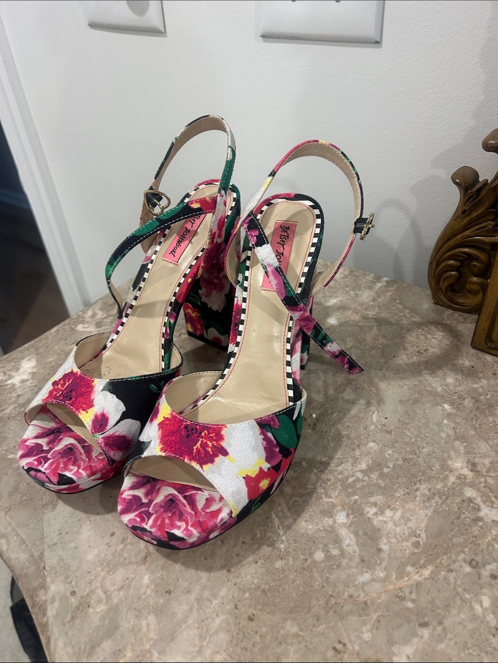 Betsey Johnson Floral Platform Slingback Heels in Pink, Green, Black, White